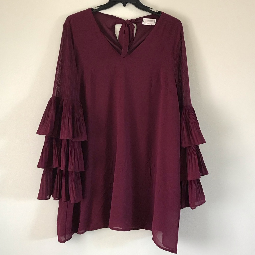 Loveriche Women’s 1X tiered sleeve blouse top
